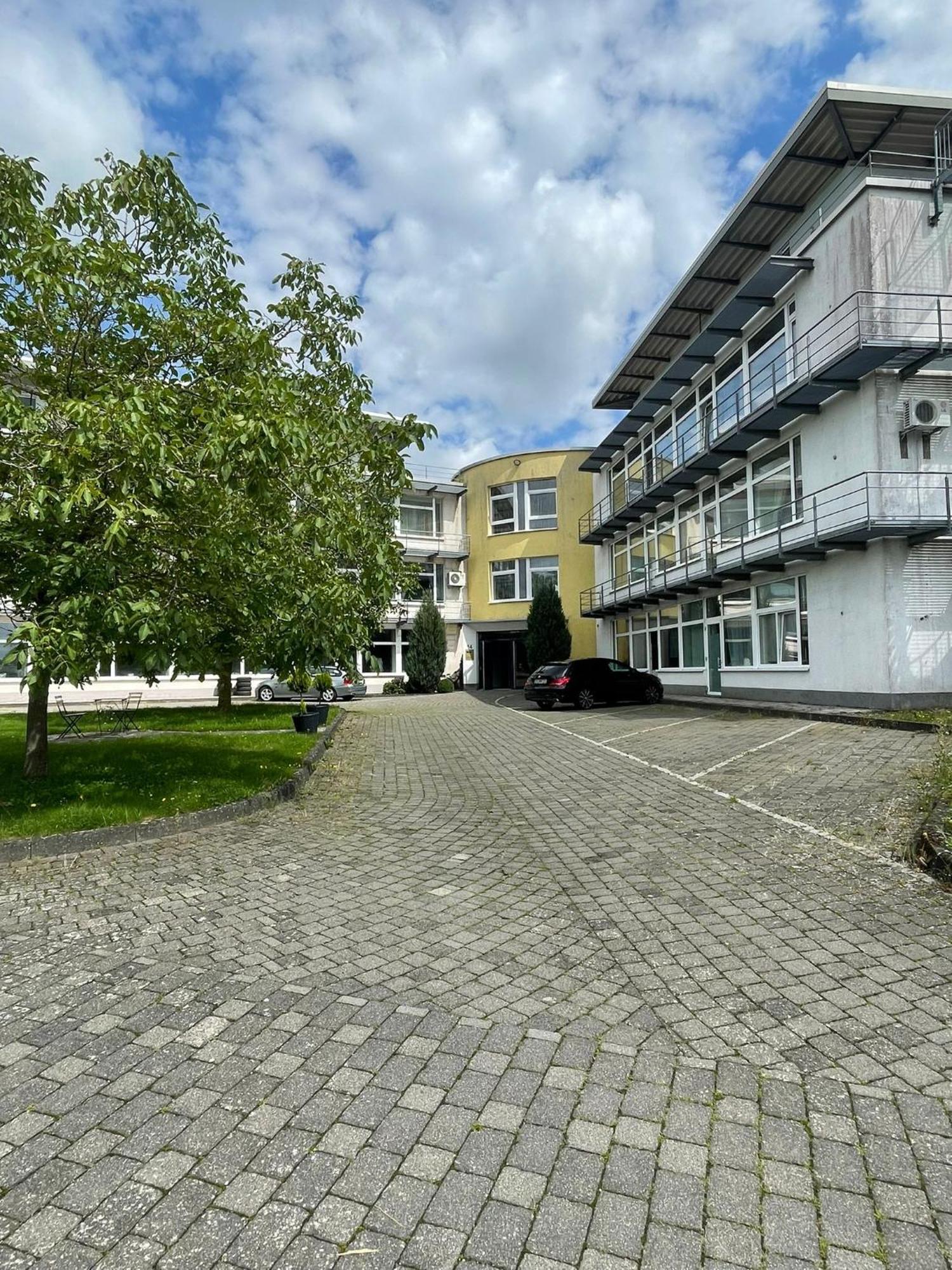 Eventhaus Aparthotel Panzweiler Exterior photo
